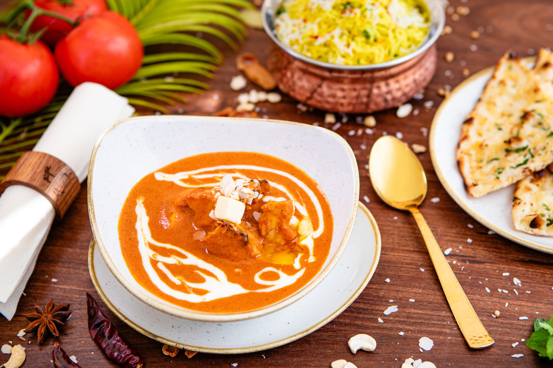 indische Küche, Masala, vegetarisch, Gewürze, Reis, goldener Löffel